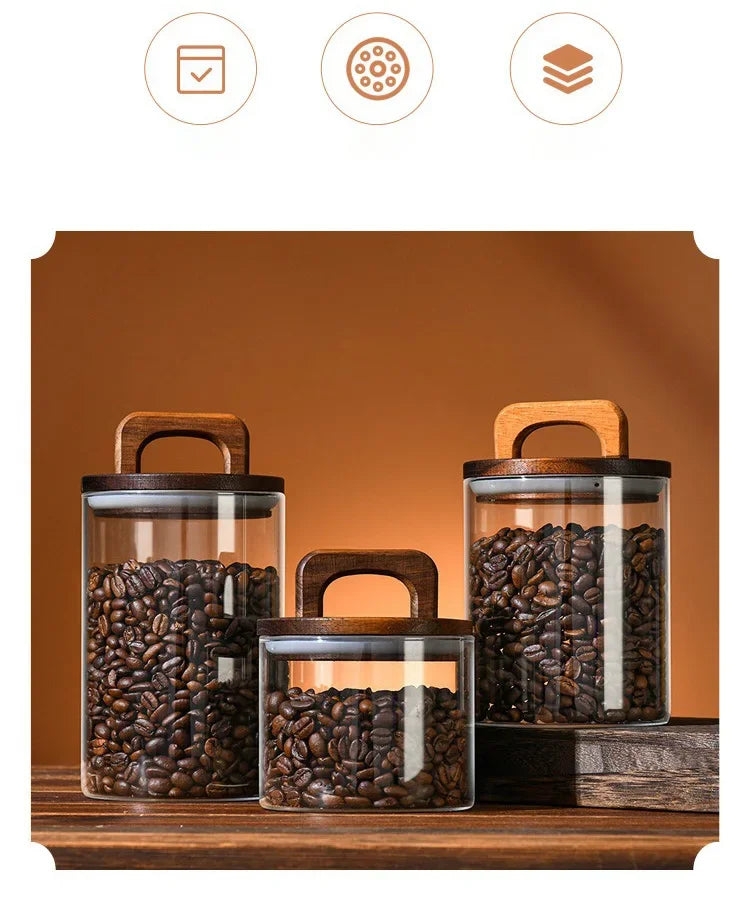 برطمان زجاجي بغطاء خشبي محكم