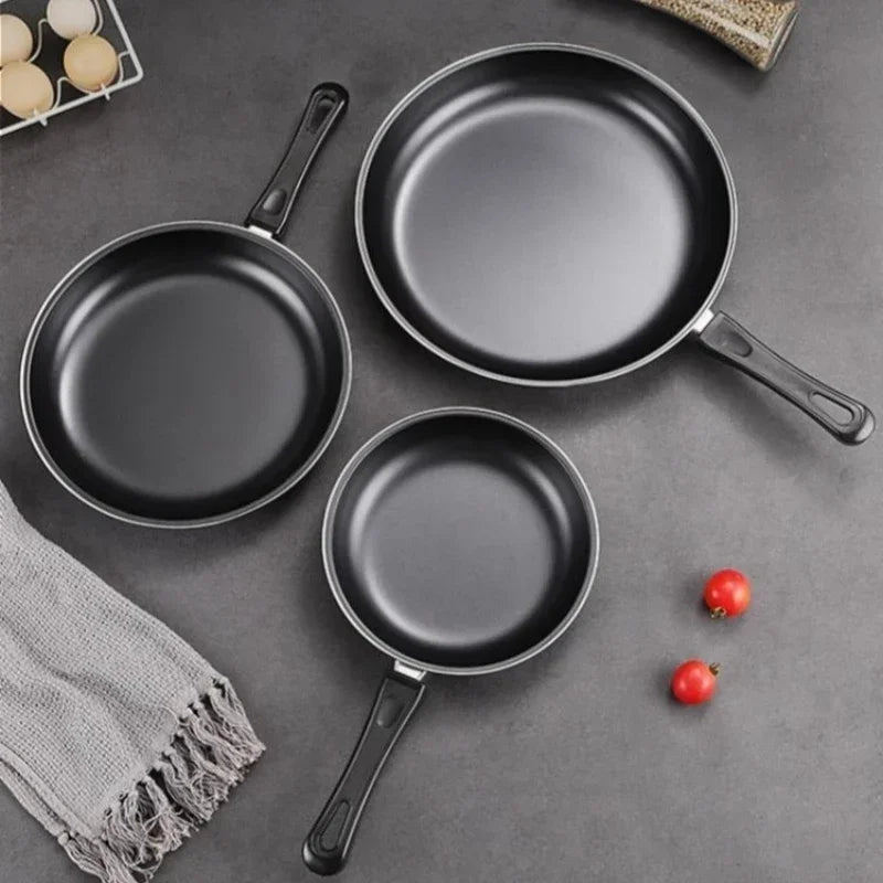 مجموعة مقالي غير لاصقة بثلاث مقاسات 🍳