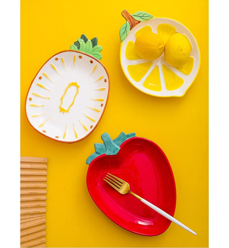 طبق سيراميك مرسوم يدويًا بتصميم فواكه 🍓