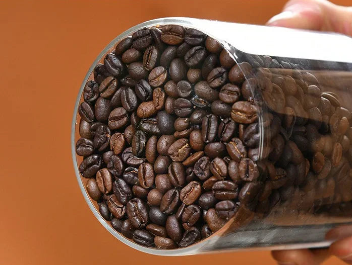 برطمان زجاجي بغطاء خشبي محكم
