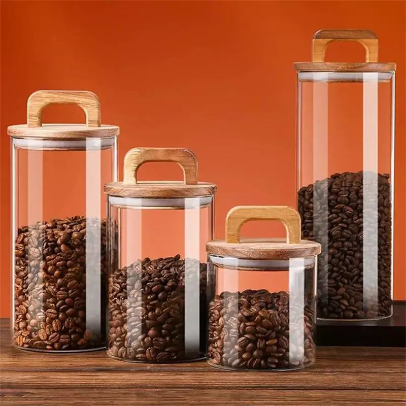 برطمان زجاجي بغطاء خشبي محكم
