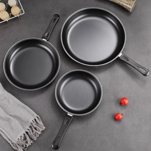مجموعة مقالي غير لاصقة بثلاث مقاسات 🍳
