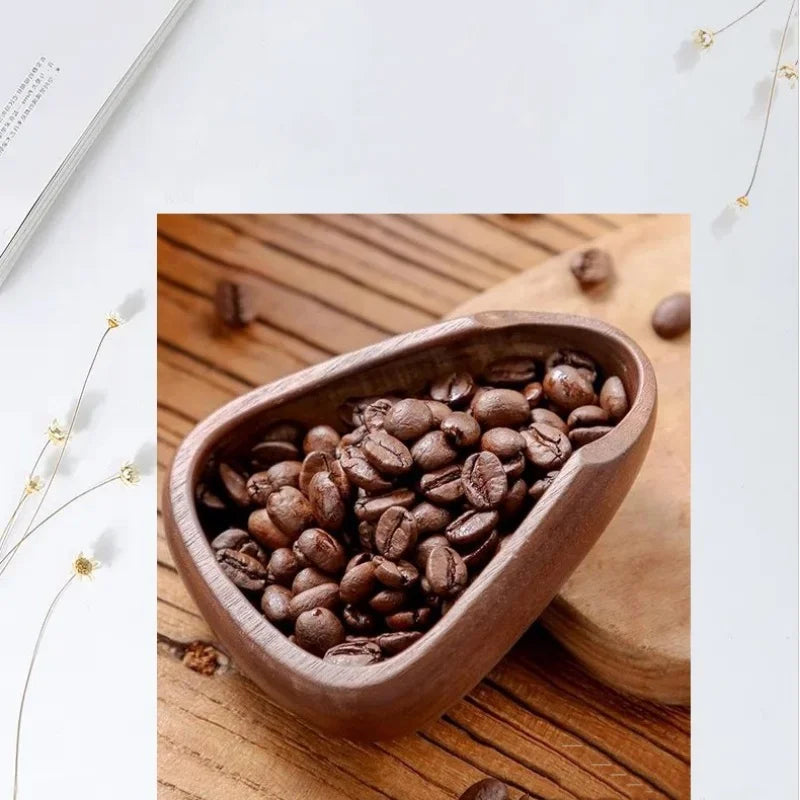 وعاء خشبي لقياس البن